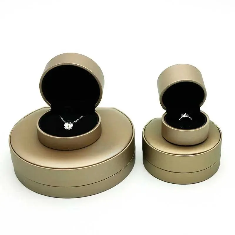 100PCs MOQ Fashion Round Custom Leather Jewelry Boxes