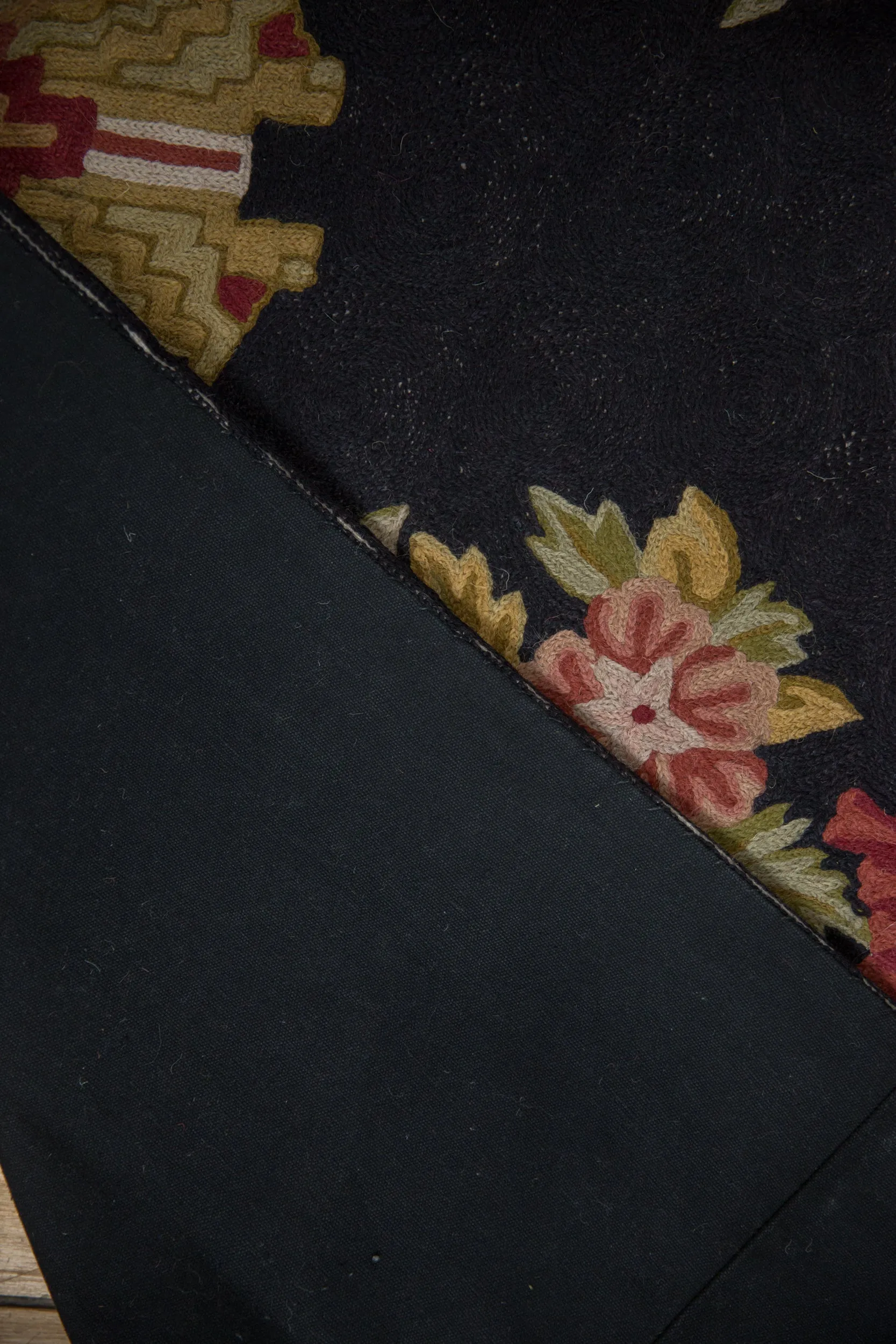 10x14 Vintage Chainstitch Carpet