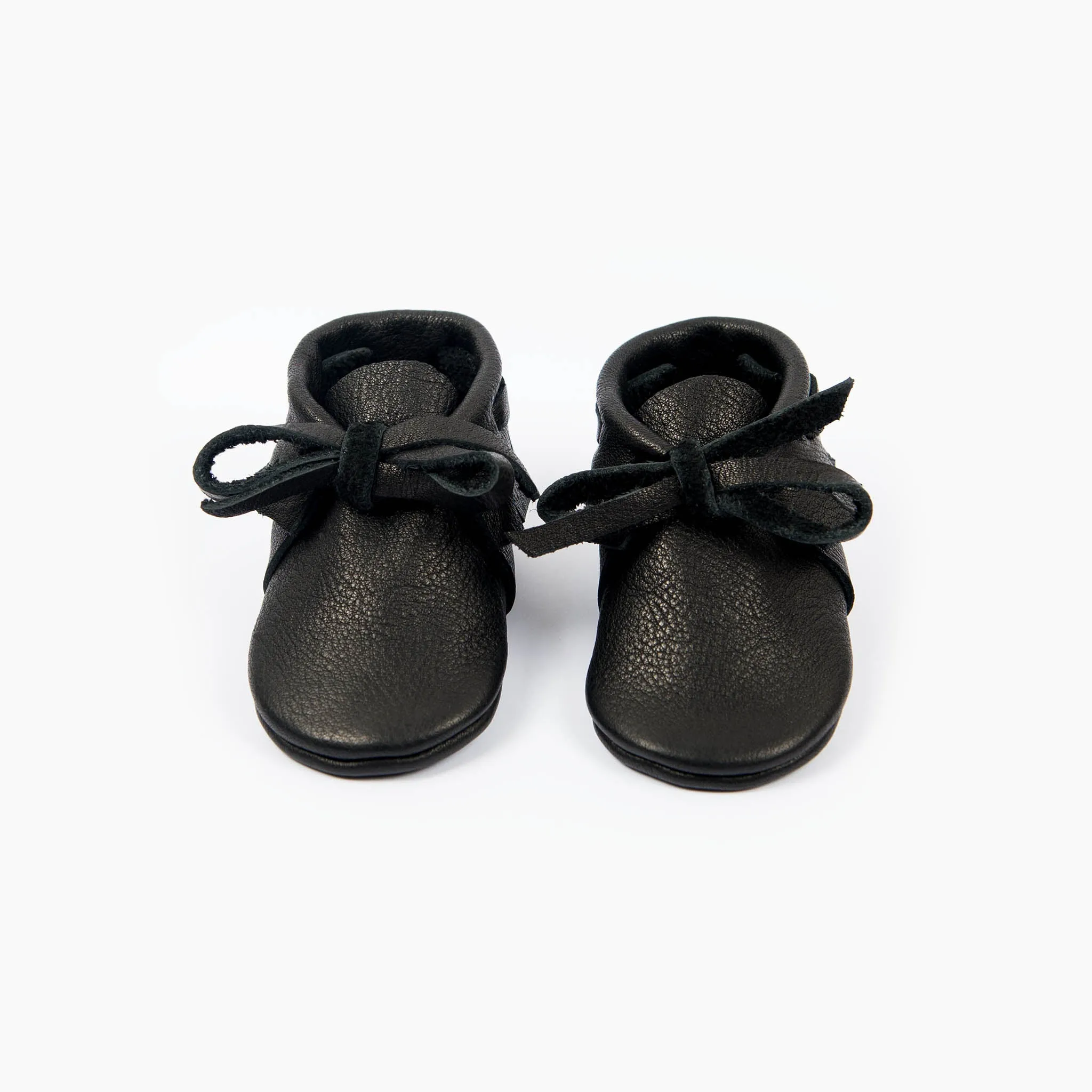 BLACK LACED MOCCASINS