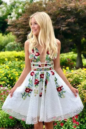 Charming A-line Lace Floral Appliques V Neck Short Homecoming Dress HD0038