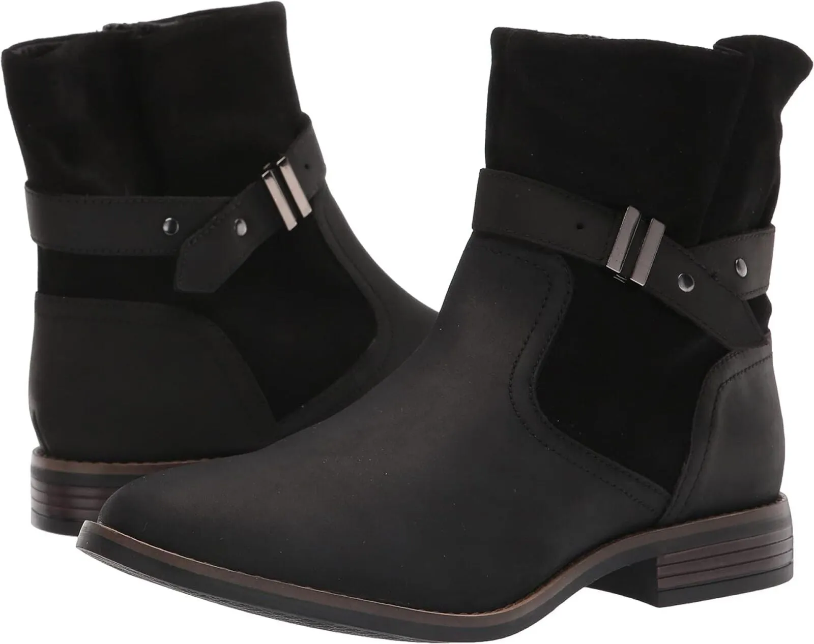 Clarks Women's Camzin Strap Fashion Boot 26162115 Black 7.5M