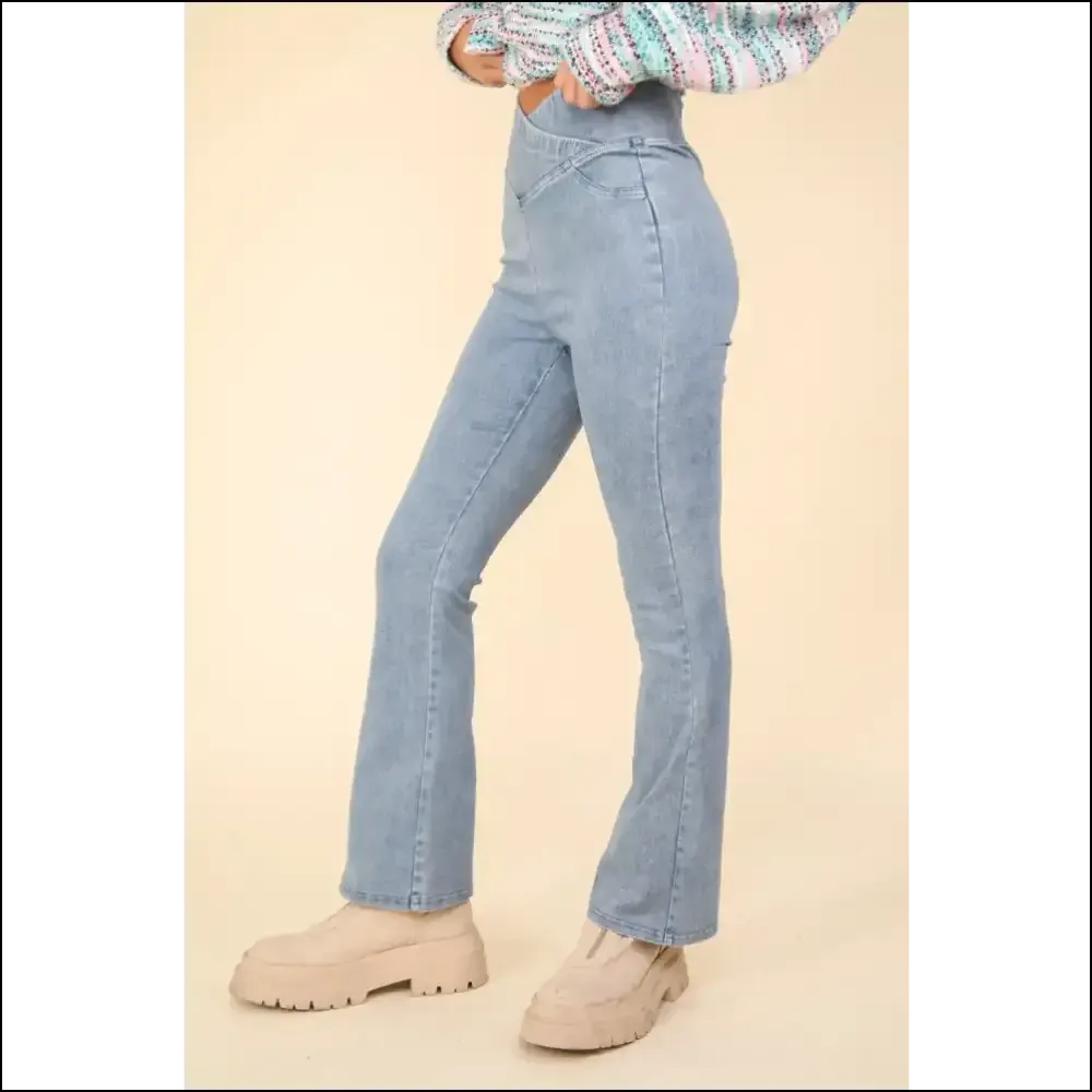 Denim Stretchy Dream: Wear them or Risk Eternal Fashion Regret 😜👖