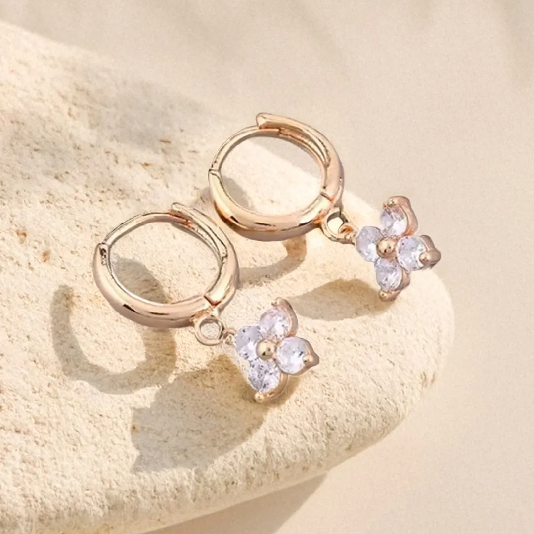 Earrings "Clover of Light" in Silver or Gold Plated