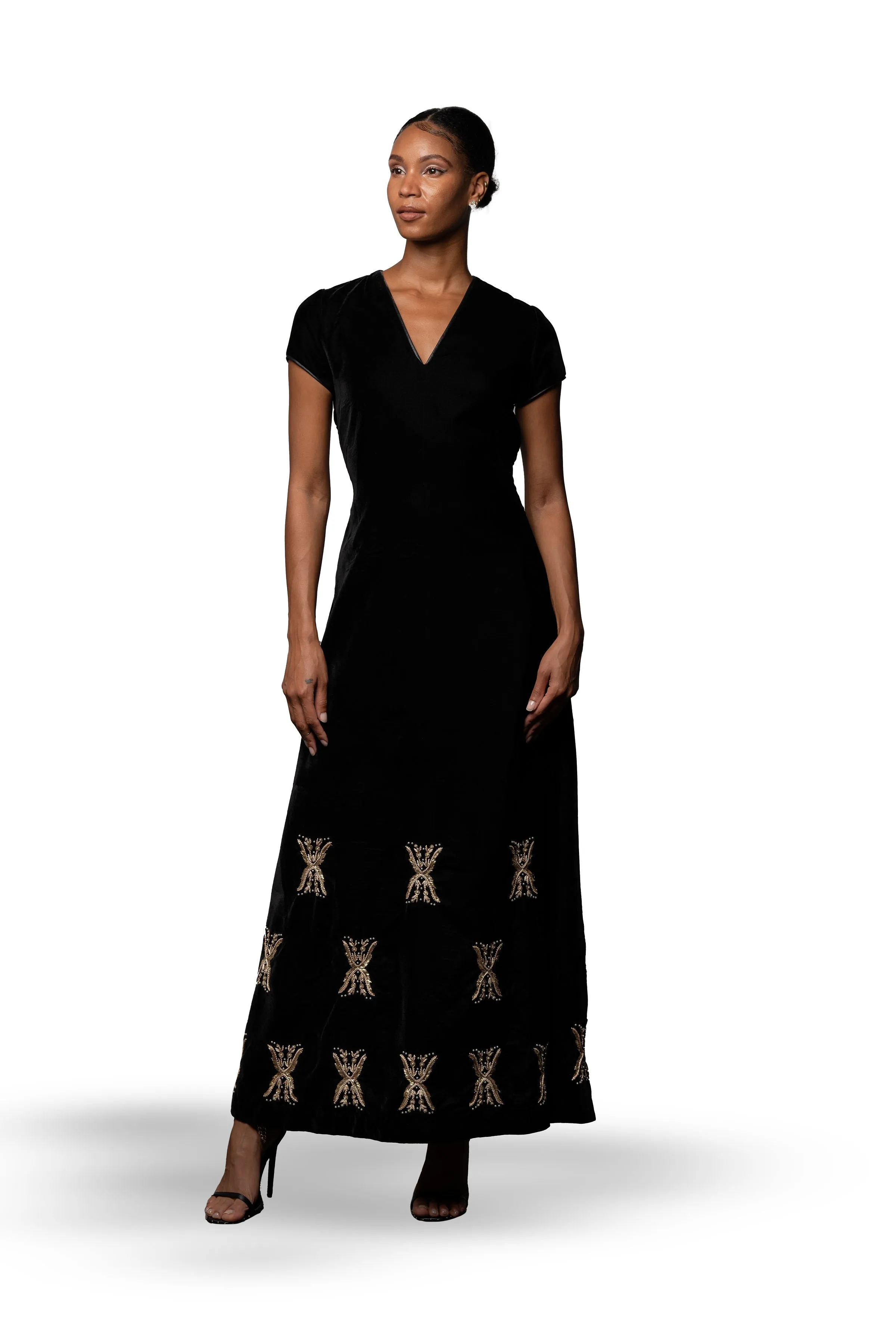 ETERNAL LEGACY VELVET DRESS