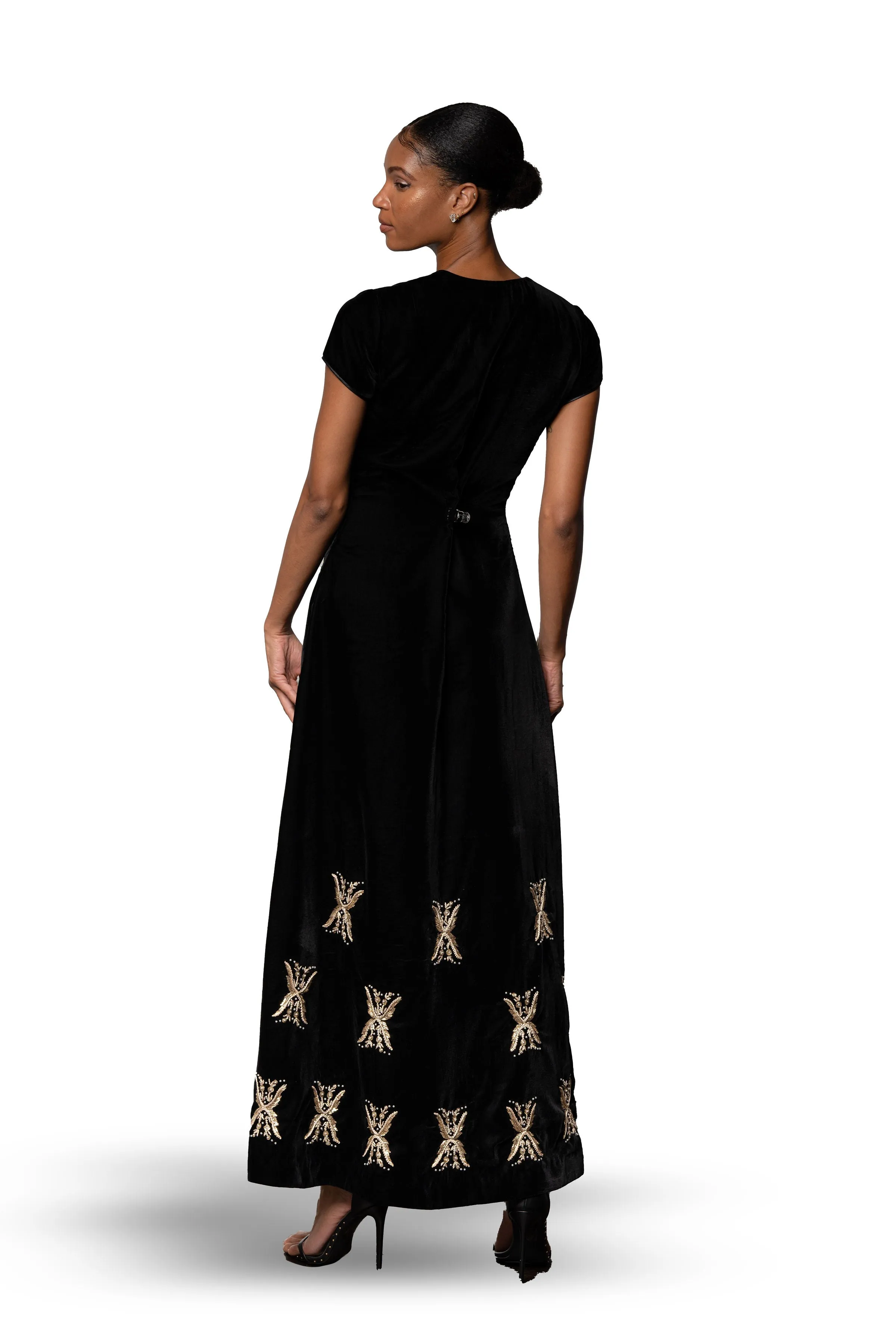 ETERNAL LEGACY VELVET DRESS