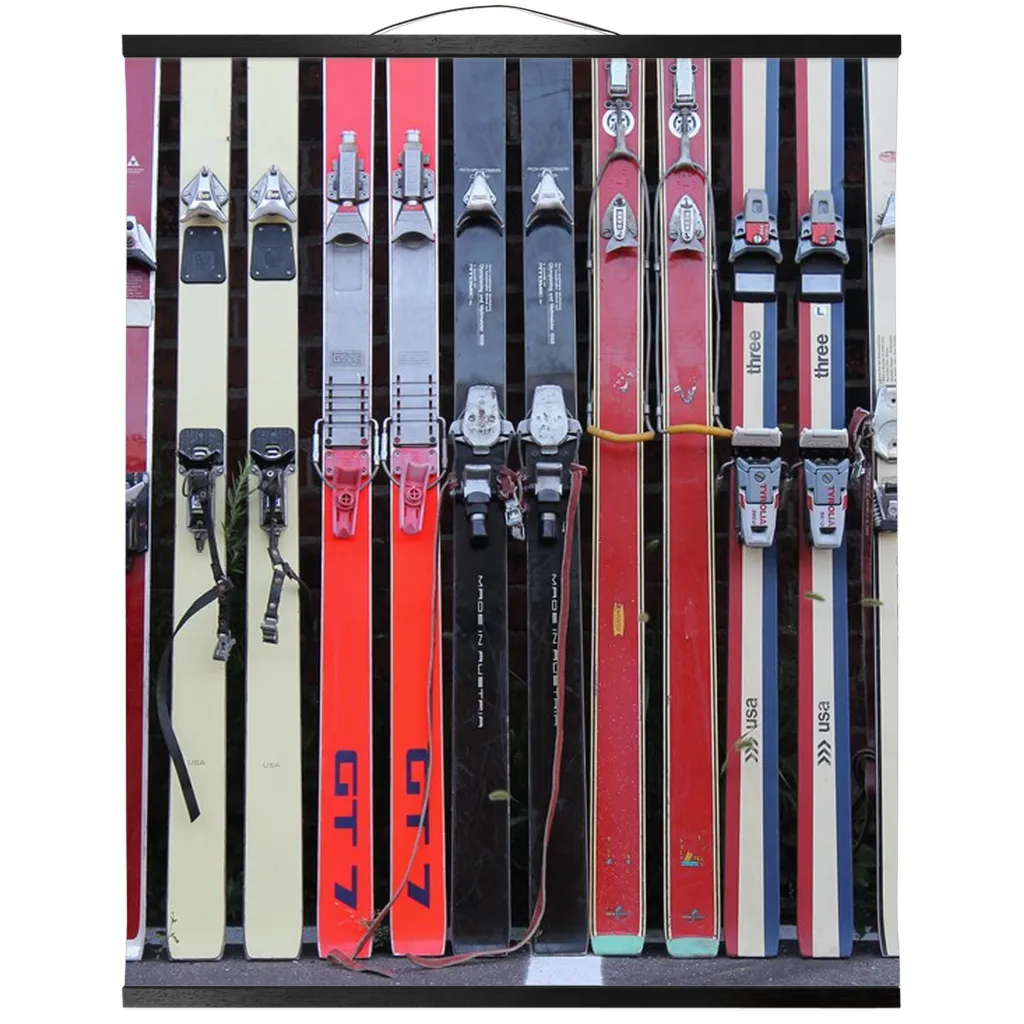 Hanging Canvas Print - Vintage Skis