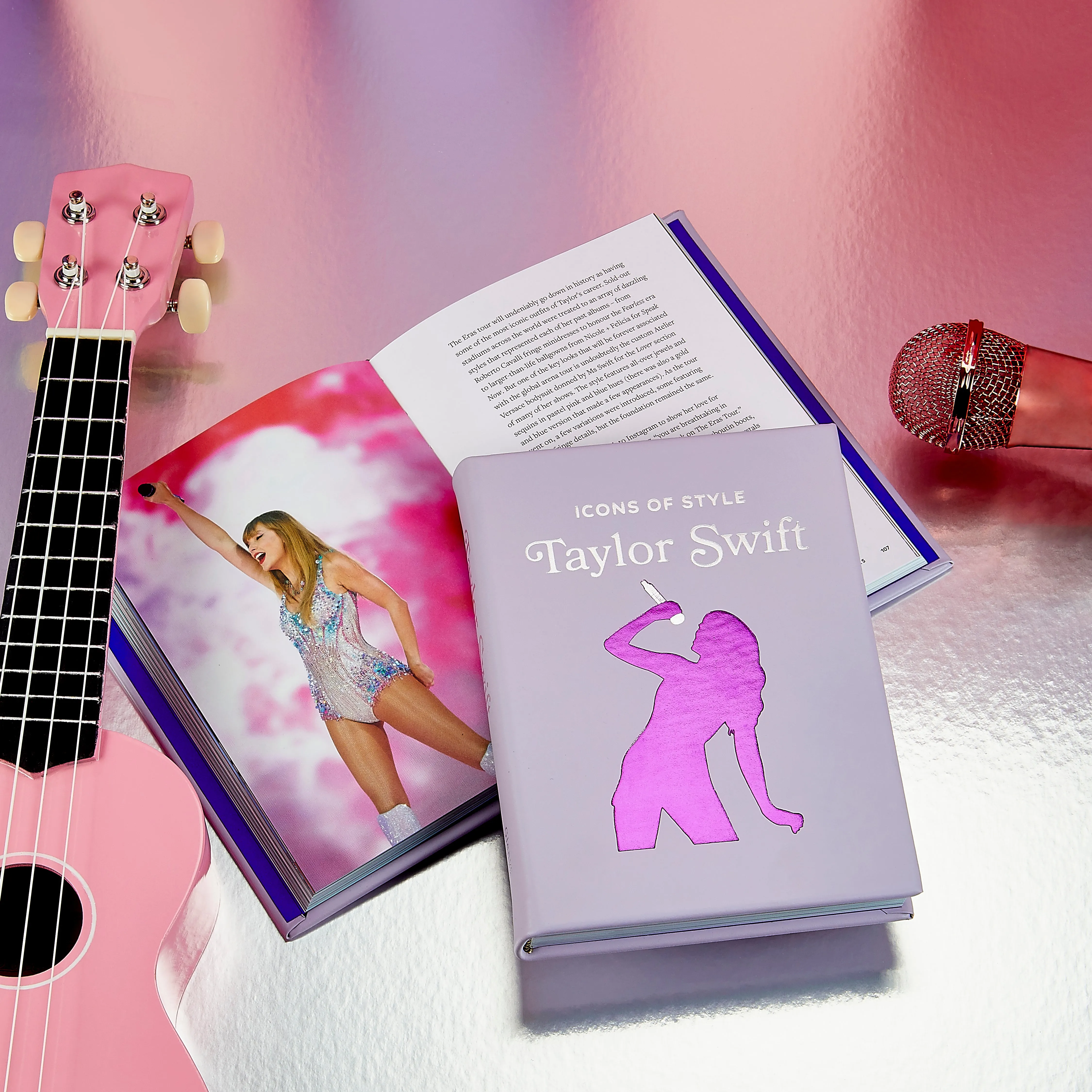 Icons of Style: Taylor Swift