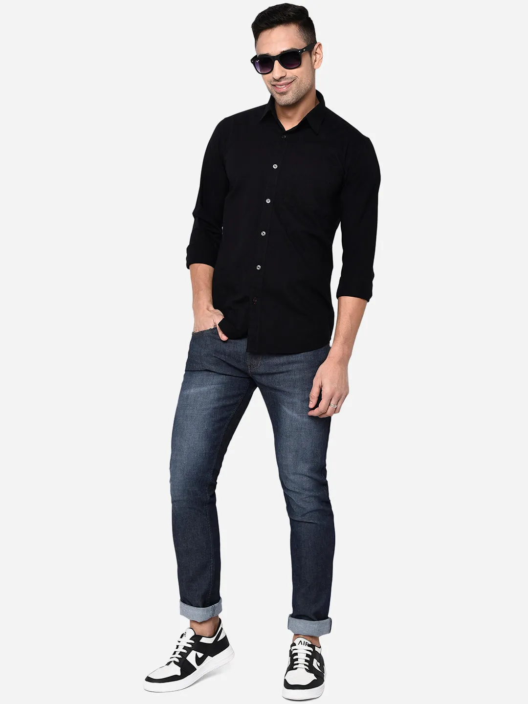 Jet Black Solid Slim Fit Semi Casual Shirt | JadeBlue
