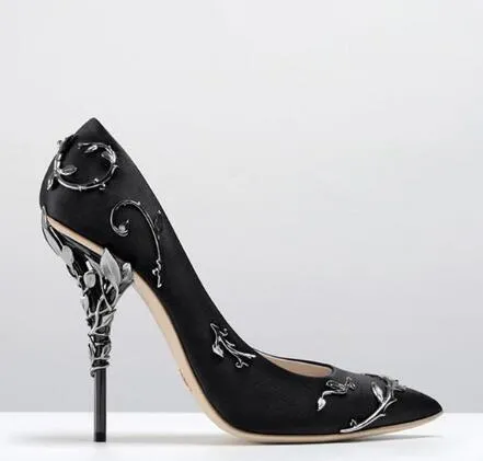 Leaves Heel Design Pointe Shoes