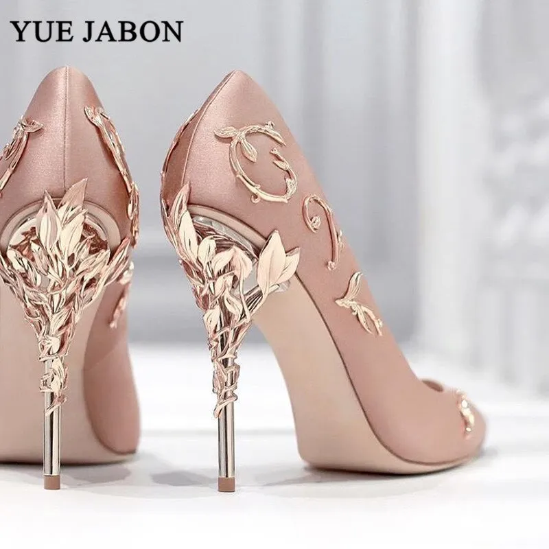 Leaves Heel Design Pointe Shoes