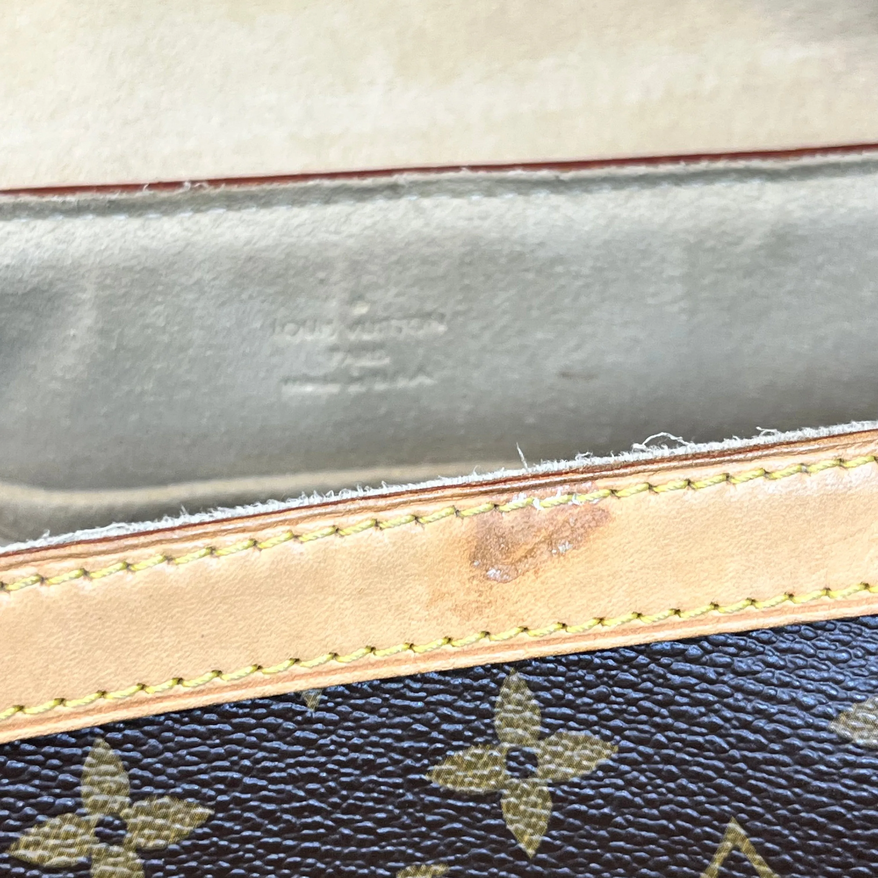 LOUIS VUITTON Beverly MM Monogram Canvas Shoulder Bag