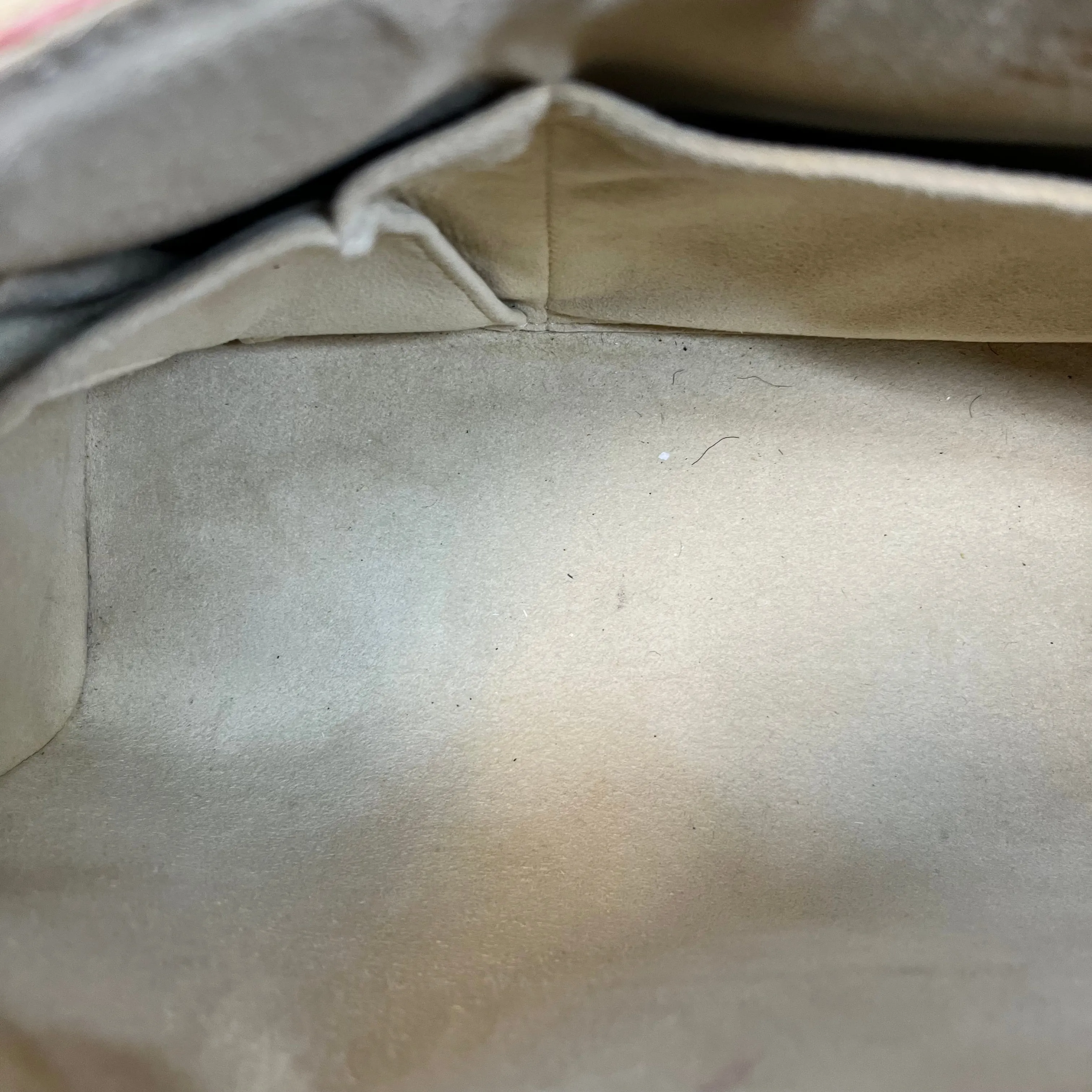 LOUIS VUITTON Beverly MM Monogram Canvas Shoulder Bag