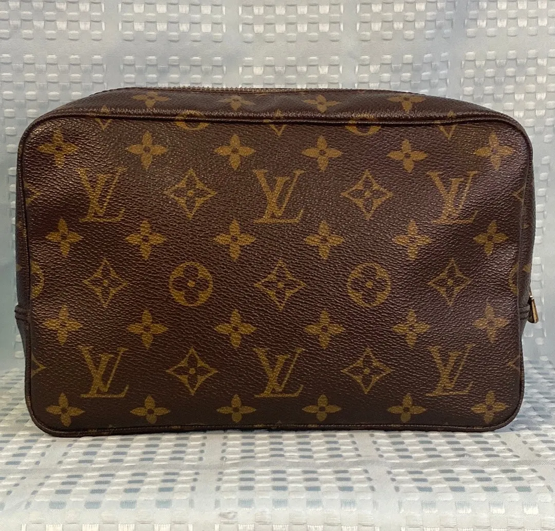 Louis Vuitton Trousse Toilette 23 Pouch