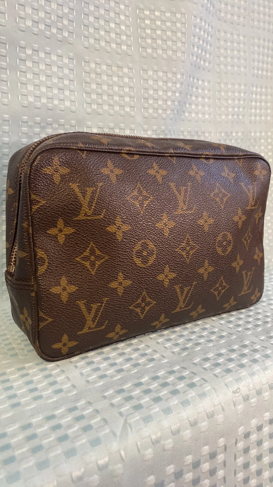 Louis Vuitton Trousse Toilette 23 Pouch