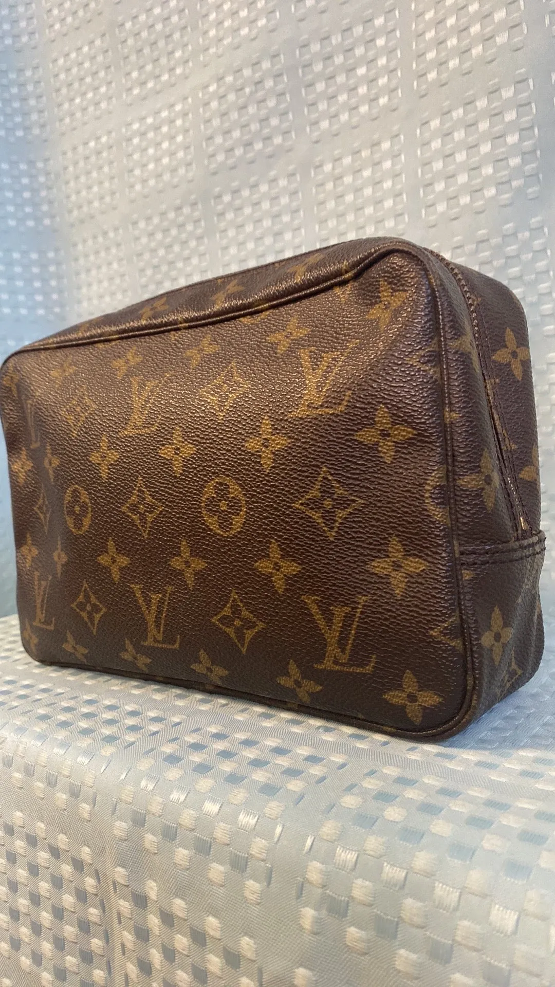 Louis Vuitton Trousse Toilette 23 Pouch