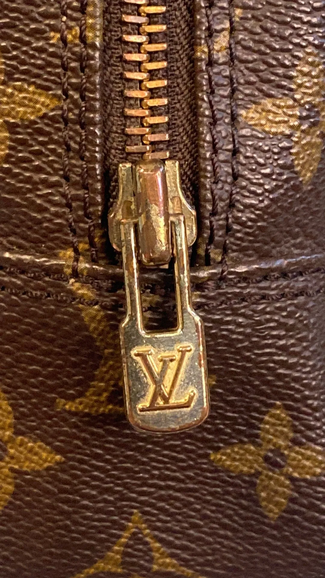 Louis Vuitton Trousse Toilette 23 Pouch