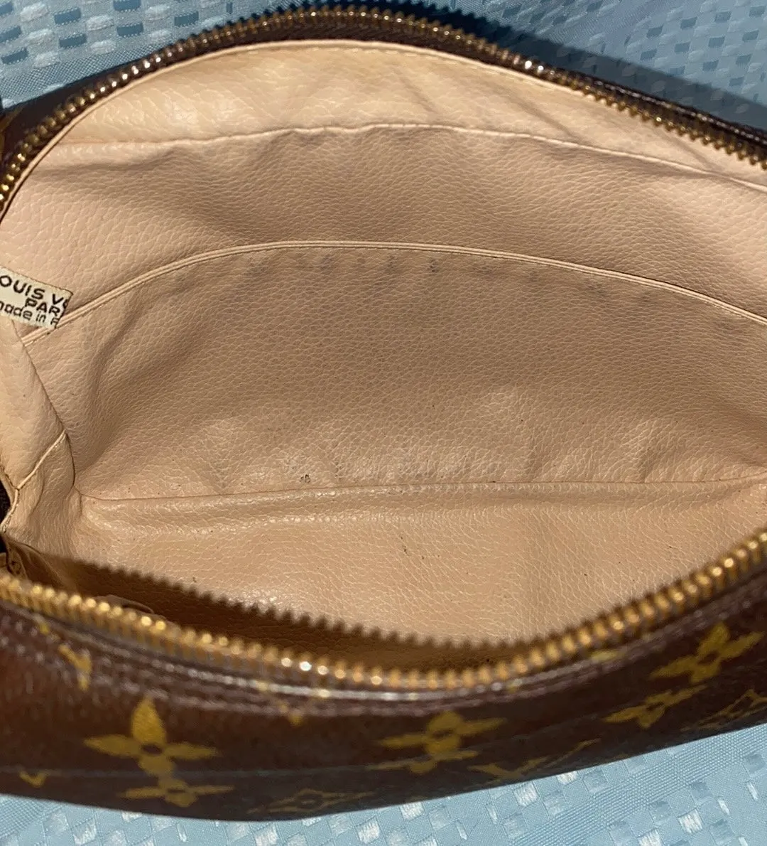 Louis Vuitton Trousse Toilette 23 Pouch