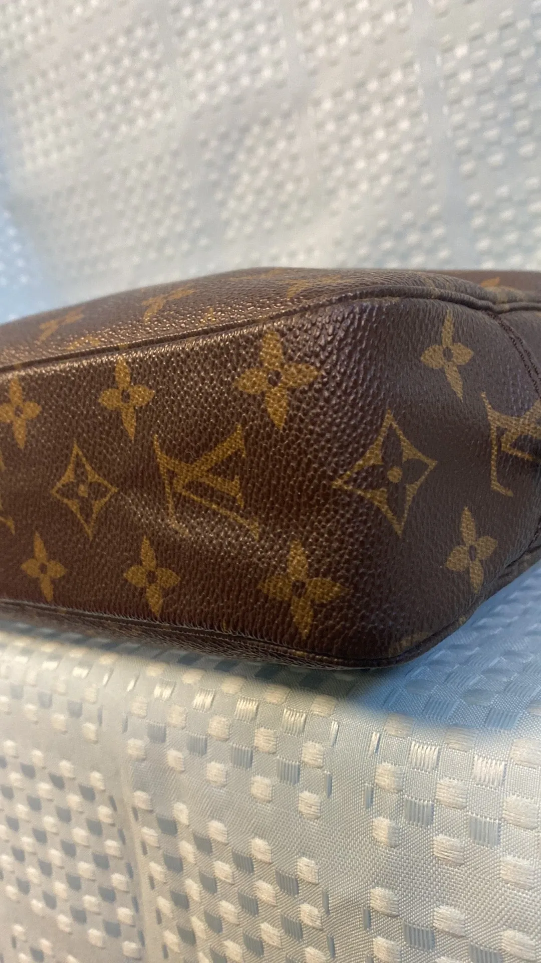 Louis Vuitton Trousse Toilette 23 Pouch