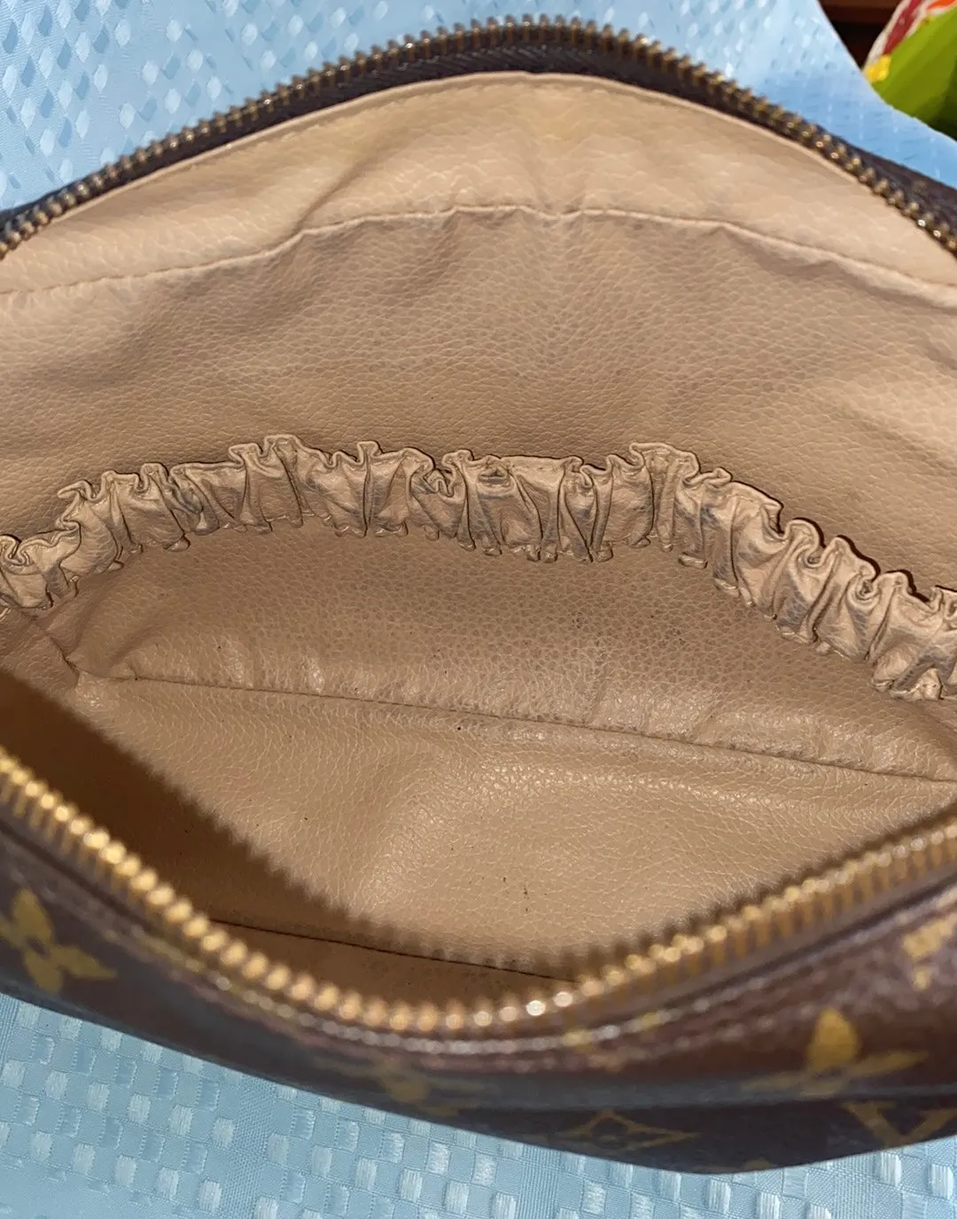 Louis Vuitton Trousse Toilette 23 Pouch