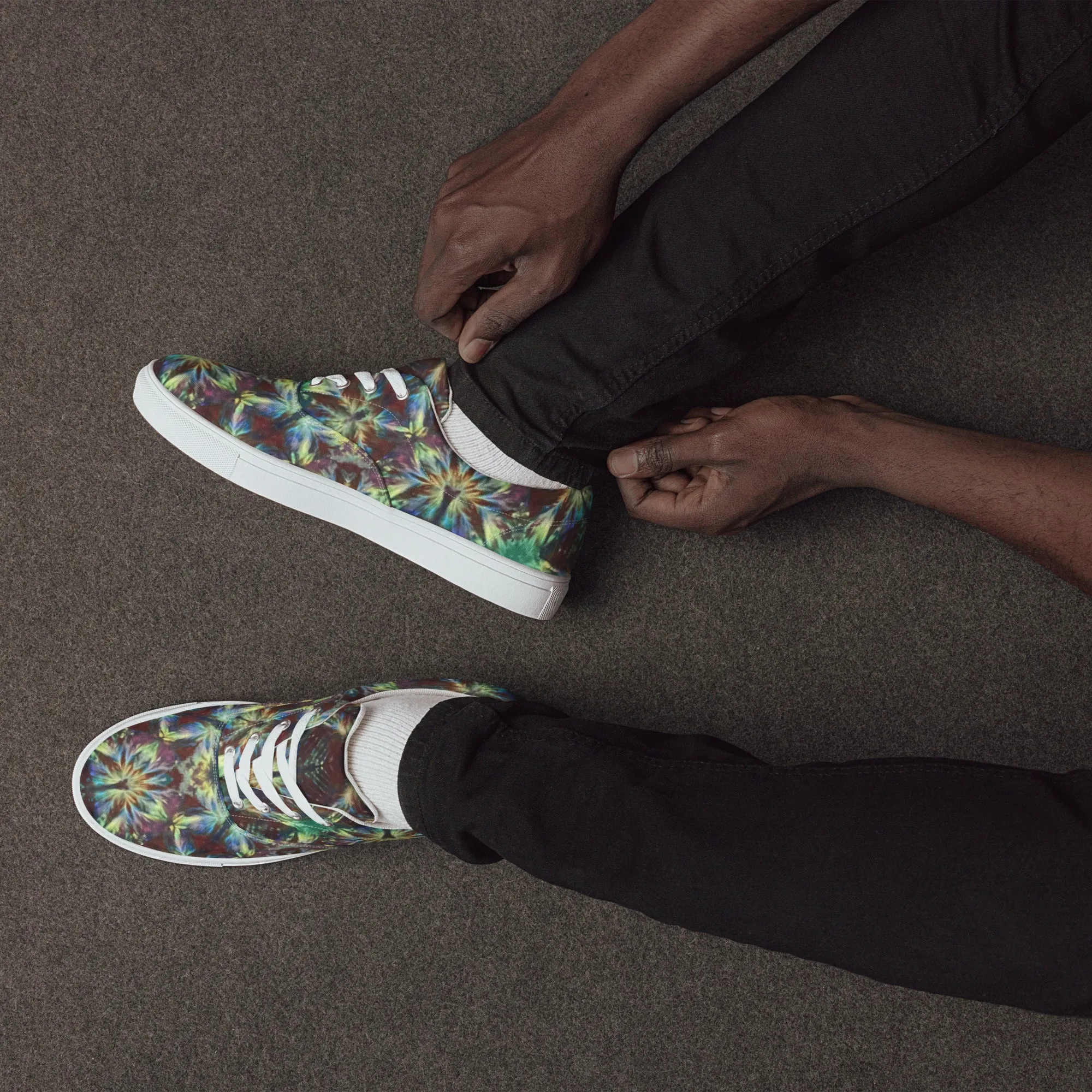 Men’s Lace-Up Canvas Shoes