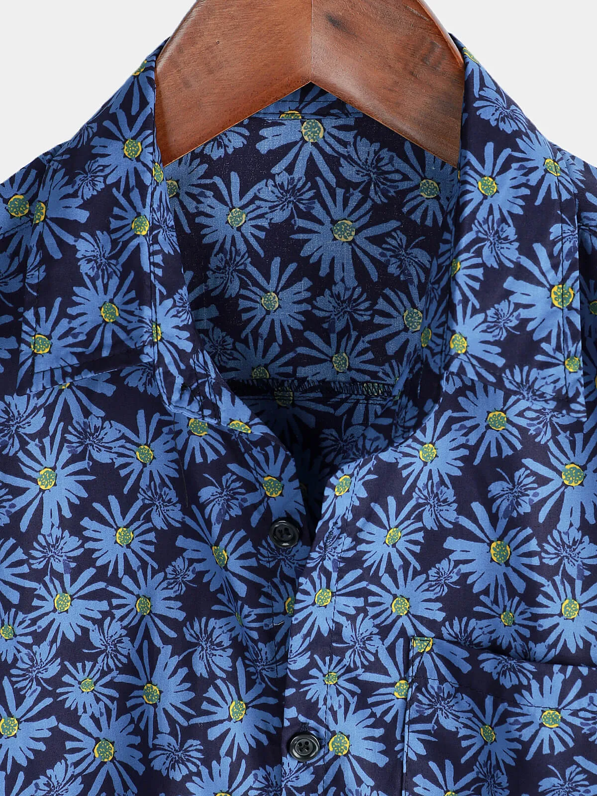 Men's Short Sleeve Floral Daisy Pocket Button Up Cotton Beach Shirt