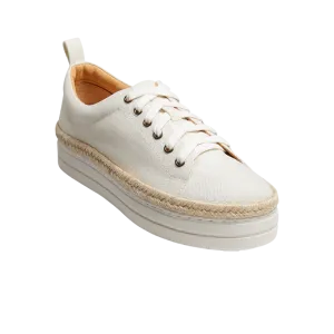 Mia Sneaker