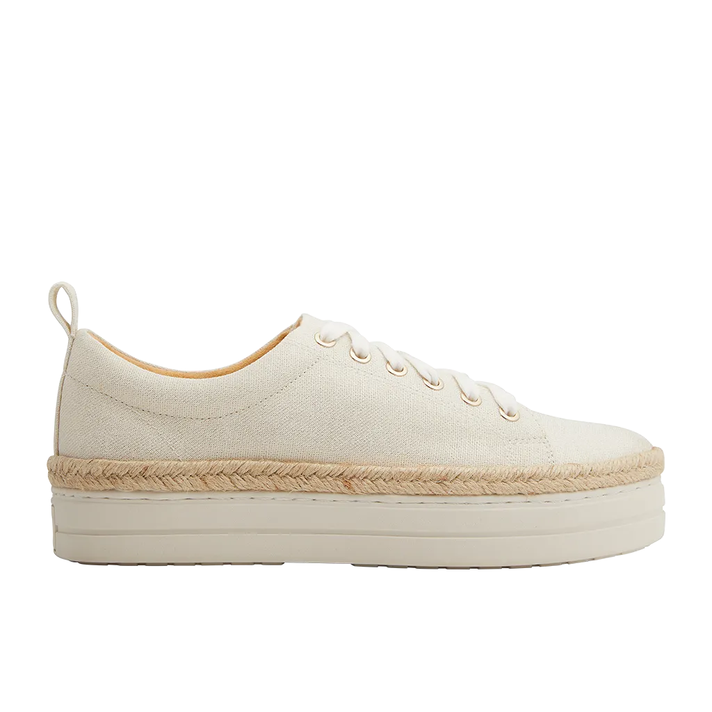 Mia Sneaker