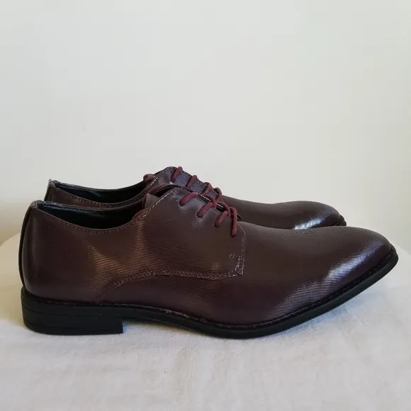 New Steve Madden Crakke Maroon Oxford Sz 11