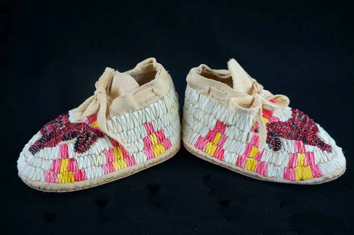 Newborn Quilled Moccasin and Turtle Amulet Set