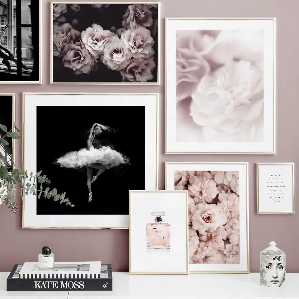 Nordic Fashion Flowers Wall Art