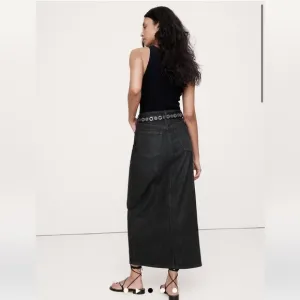 NWT Banana Republic Denim Maxi Skirt Women's in Rinse Black Wash