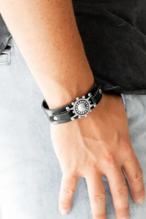 Paparazzi - Courageously Captain  -  Black  Urban Bracelet