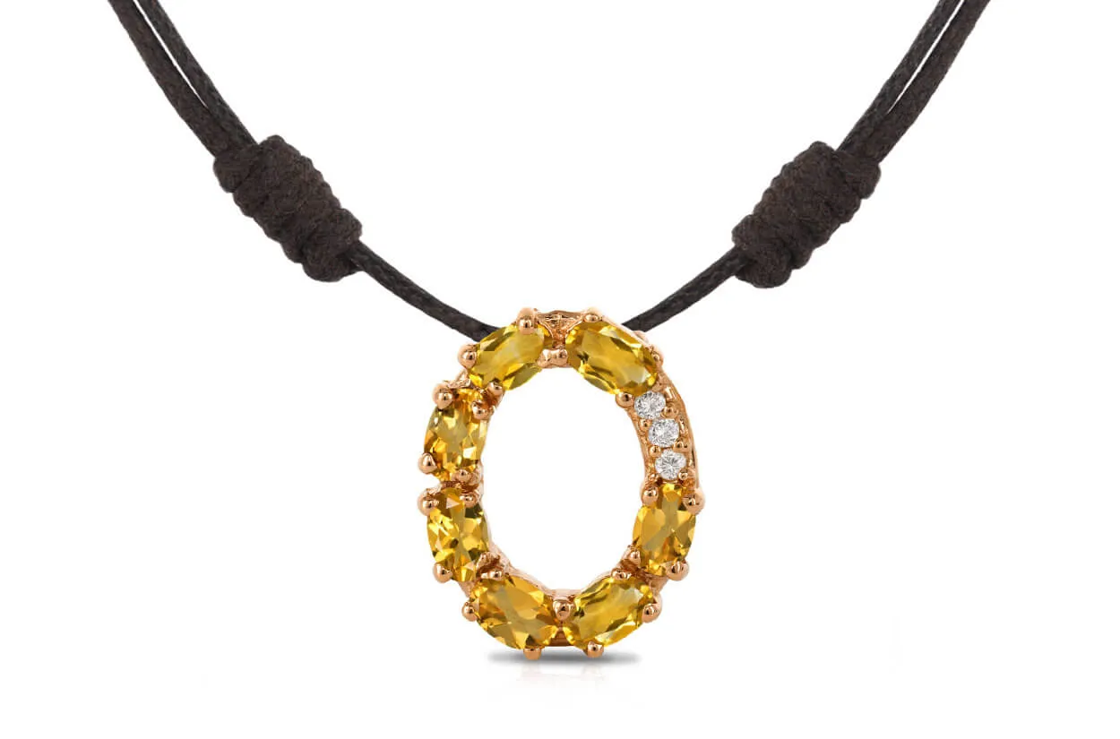Pendant Letter O Initial 18kt Gold