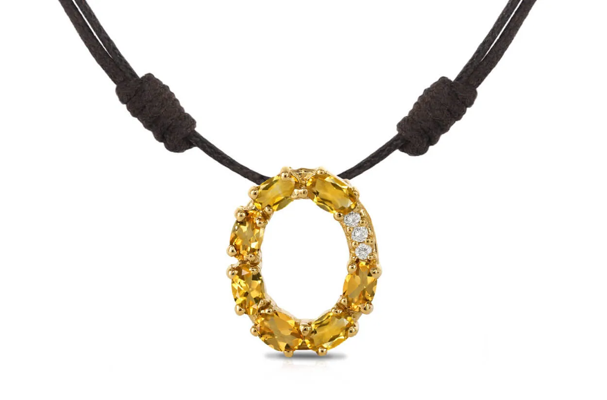 Pendant Letter O Initial 18kt Gold