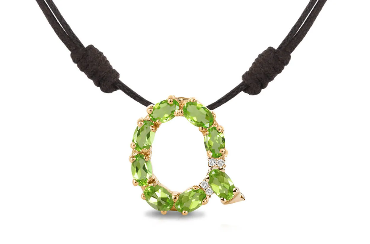 Pendant Letter Q Initial 18kt Gold