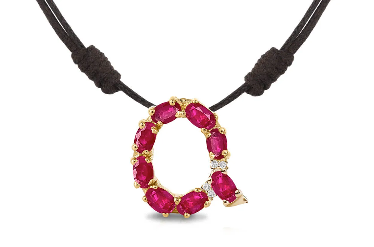 Pendant Letter Q Initial 18kt Gold