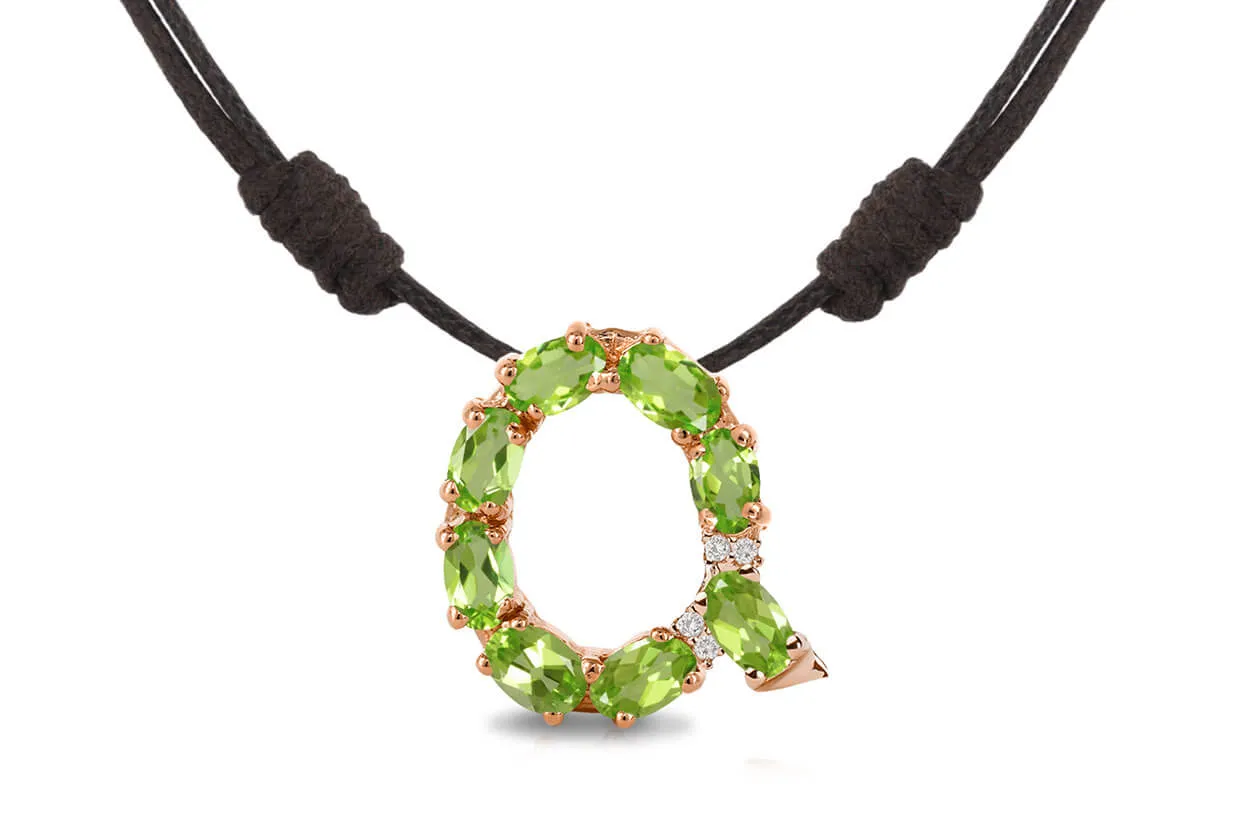 Pendant Letter Q Initial 18kt Gold