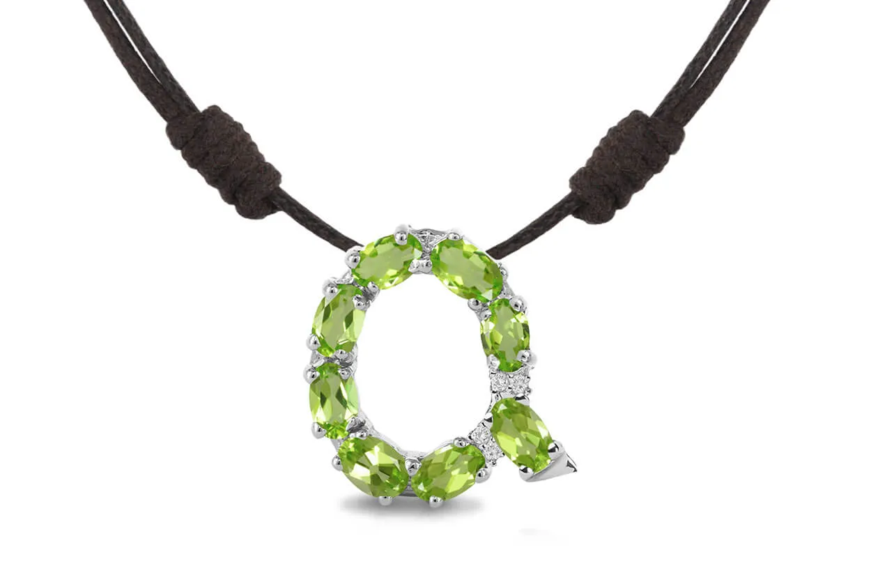 Pendant Letter Q Initial 18kt Gold