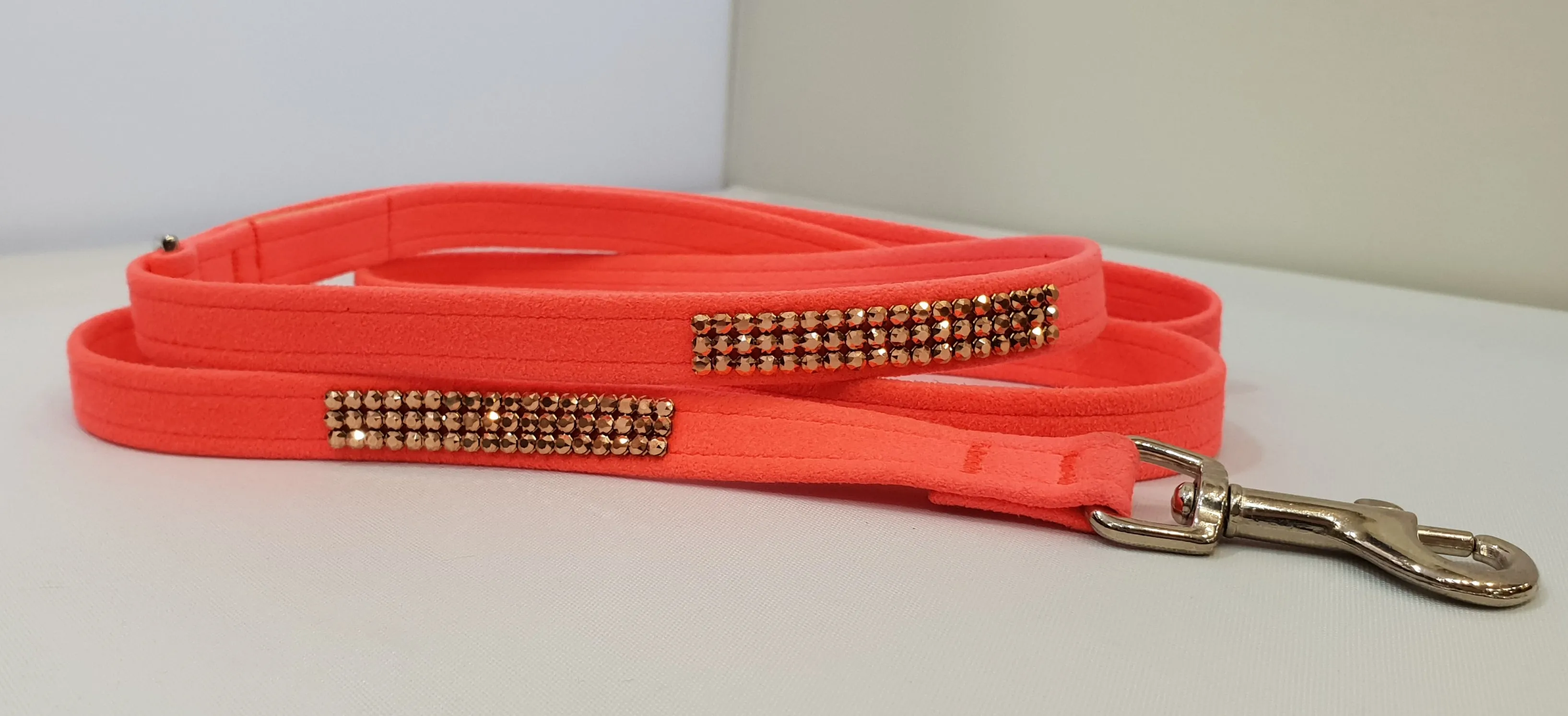 Pink Microsuede 1/2" x 4' Leash - 3 Row