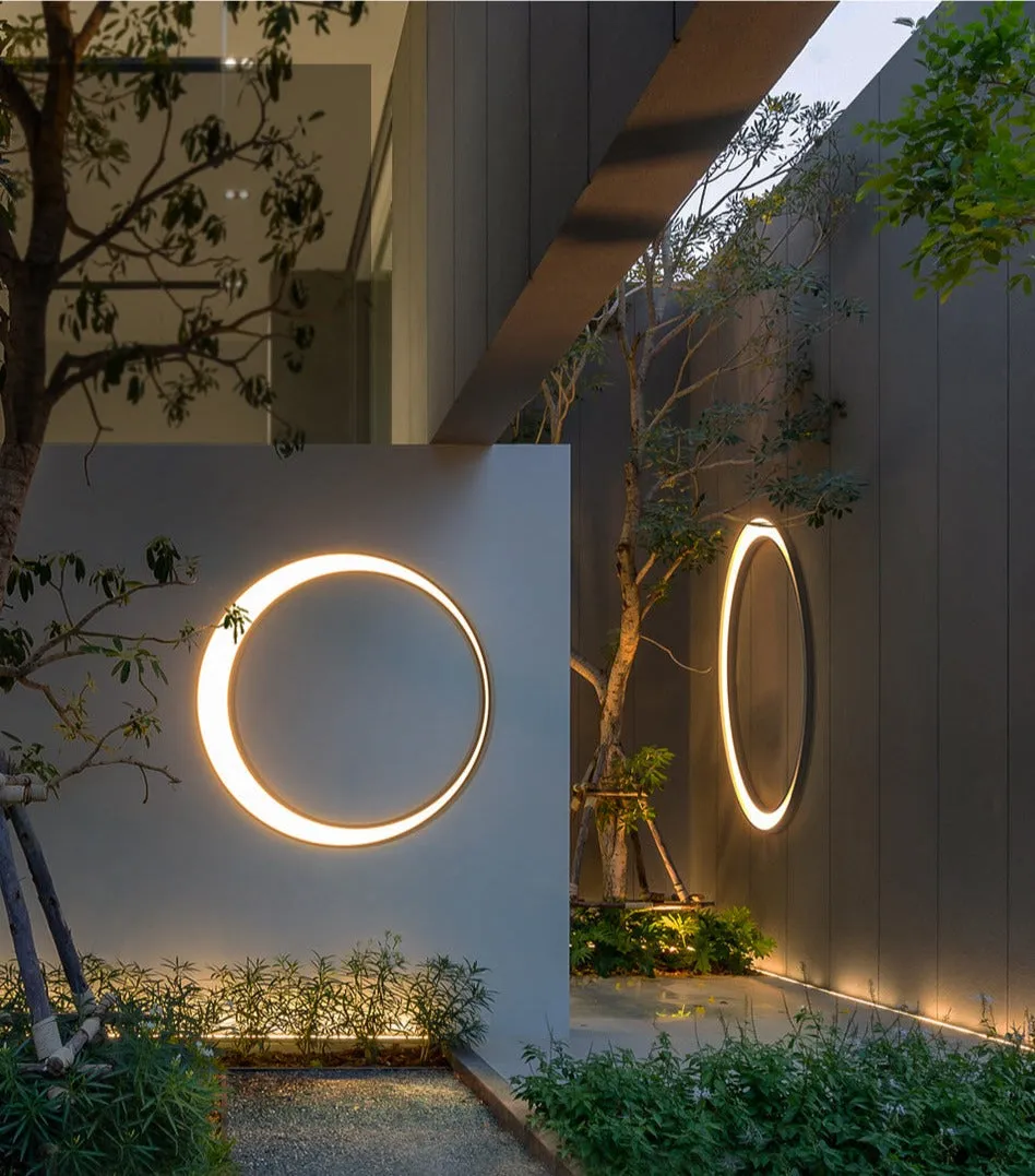 RadiantCircle - Stylish Waterproof Round LED Wall Lamp