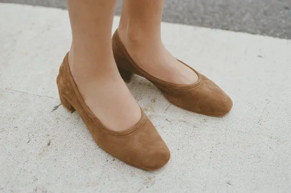 ROBERTA BALLERINA, REDWOOD SUEDE