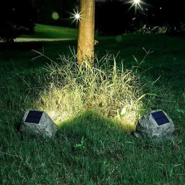 Rocky Light – Solar-Powered LED Rock Lamp for Natural Outdoor Ambiance