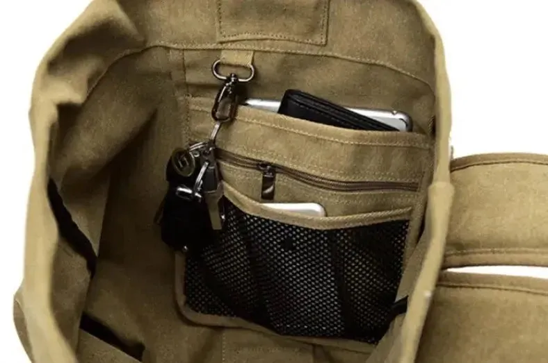 SAC MILITAIRE VINTAGE GRAND ET PETIT