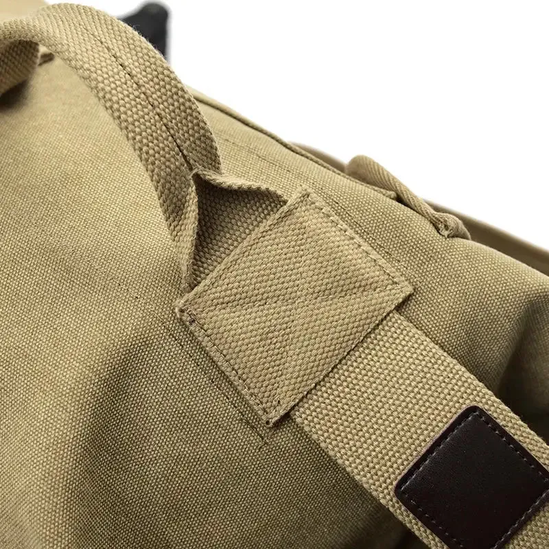 SAC MILITAIRE VINTAGE GRAND ET PETIT