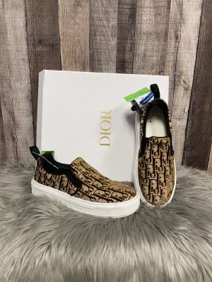 Shoes Luxury Designer By Dior In Brown, Size: 6