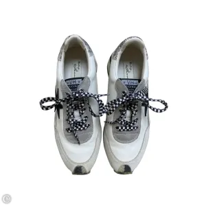 Shoes Sneakers By Vintage Havana In White, Size: 6.5