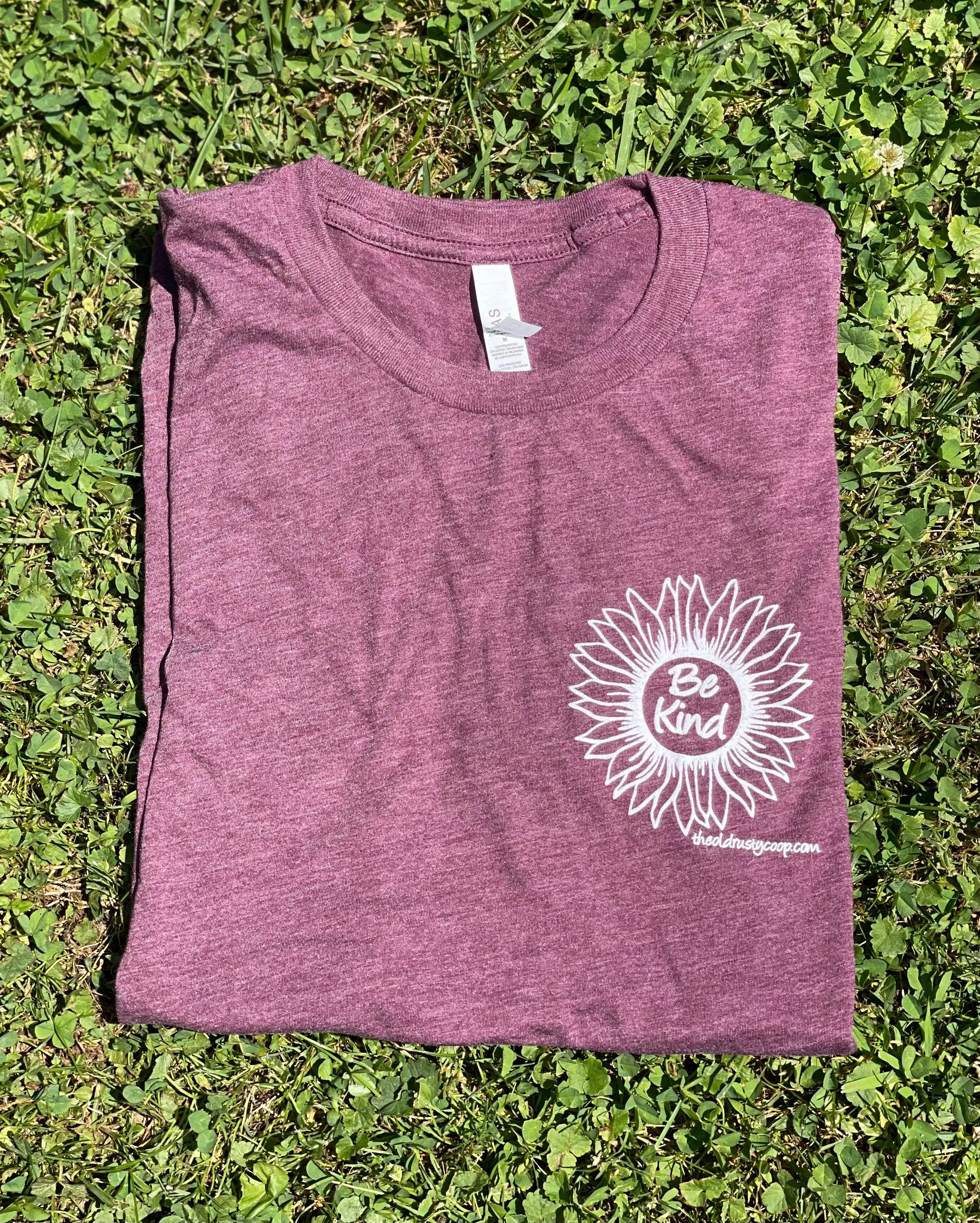 Super Soft Short Sleeve Maroon Be Kind T-shirt
