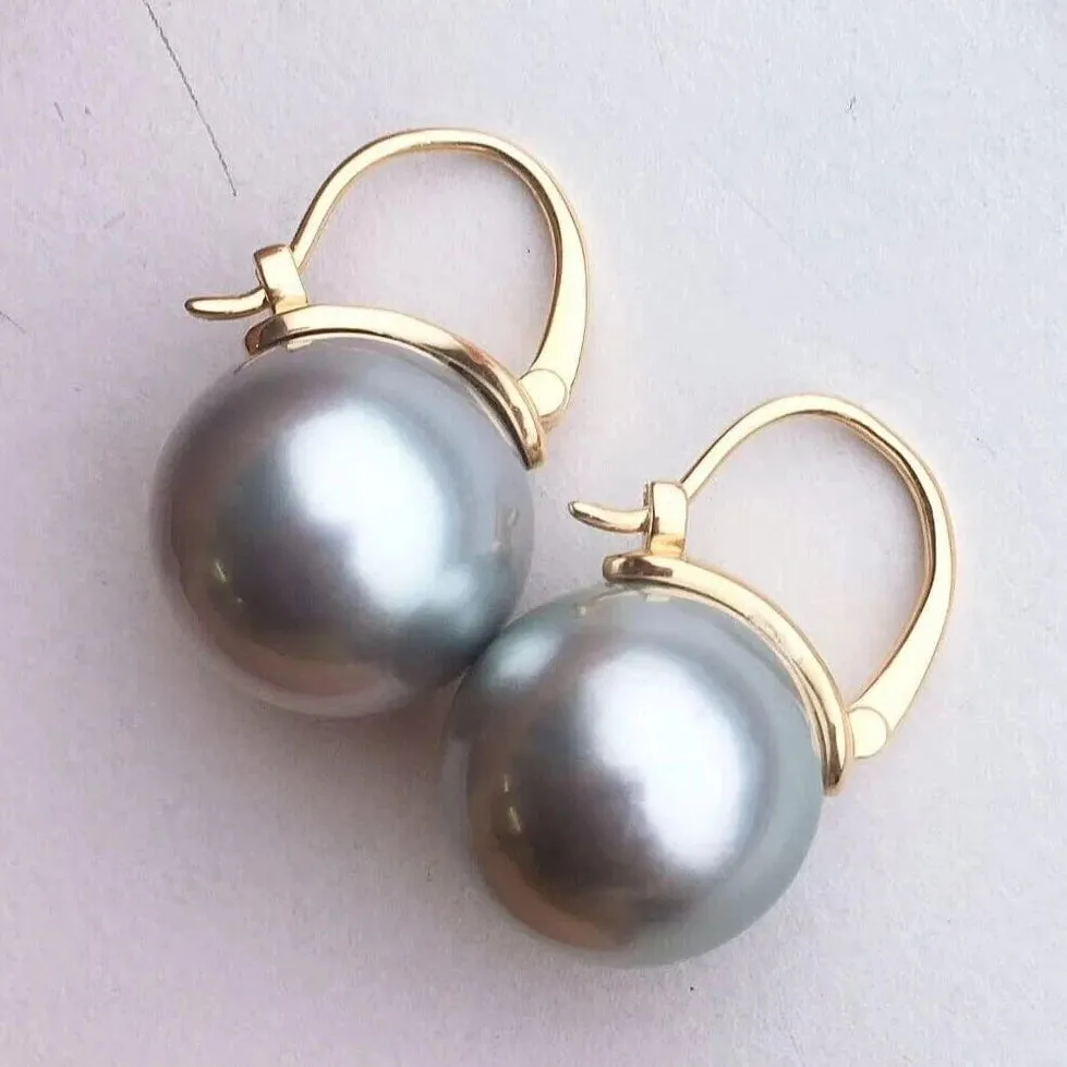 Tahitian Silver Gray Pearl Drop Earrings Mounted on 18-Karat Yellow Gold, 13.0-14.0 mm