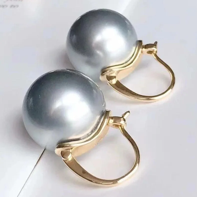 Tahitian Silver Gray Pearl Drop Earrings Mounted on 18-Karat Yellow Gold, 13.0-14.0 mm