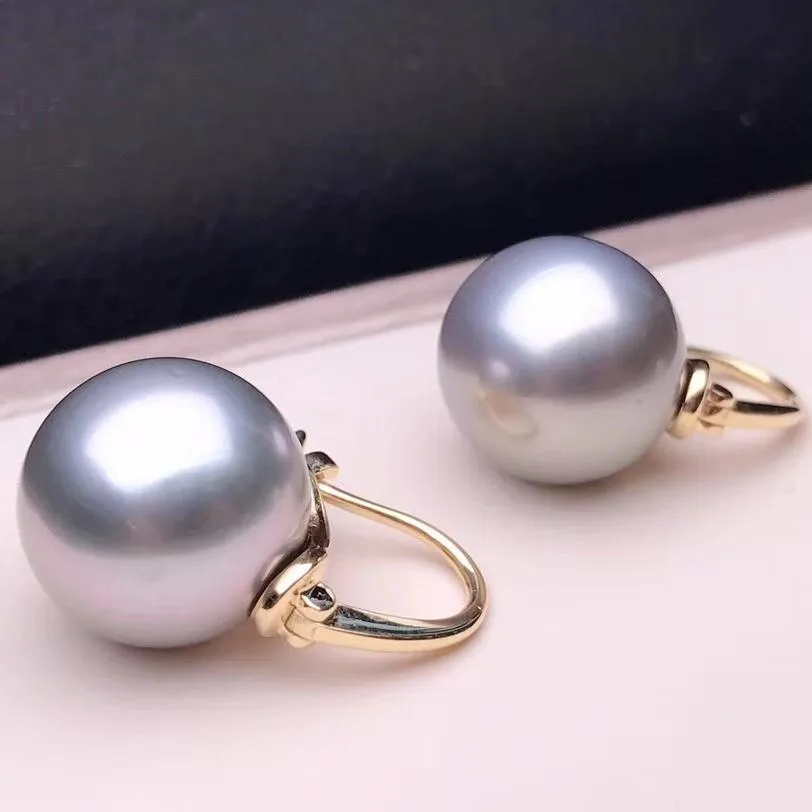 Tahitian Silver Gray Pearl Drop Earrings Mounted on 18-Karat Yellow Gold, 13.0-14.0 mm